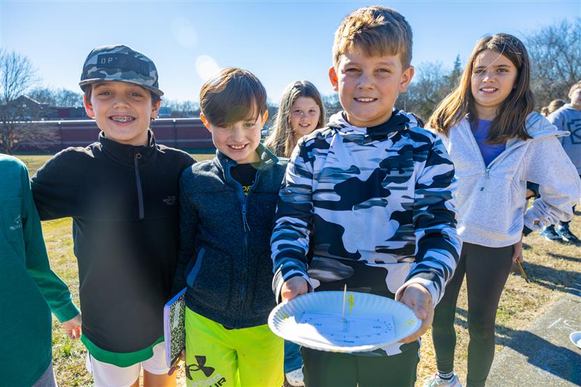 Students make sundials